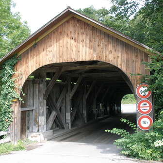 Wooden bridge from the front