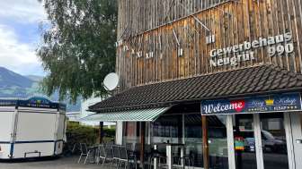 Exterior view of the King Kebap