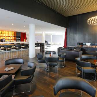 Pit Stop Lounge & Bar
