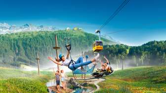 Spiel und Spass im Zipline-Park