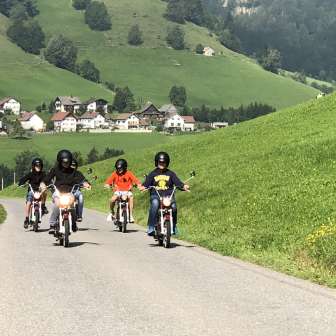 Töffligruppe on Tour