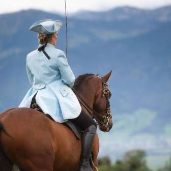 Riding master Lucy with Lusitano Ganhador