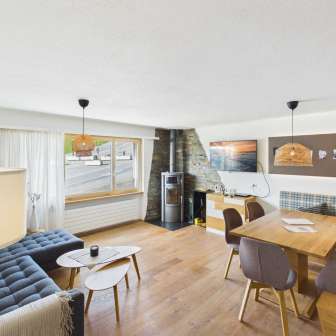 Living room & dining area