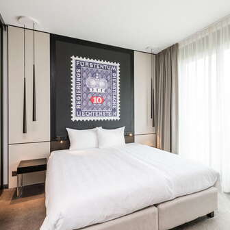 Modern eingerichtetes Doppelzimmer im b_smart hotel in Bendern