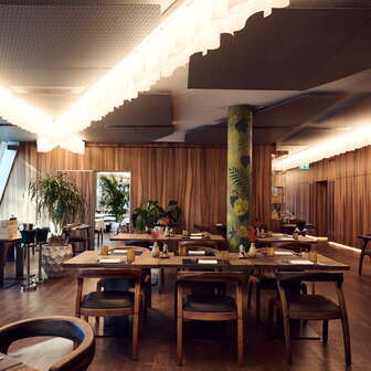 Allen's Table Interior