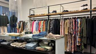 NOMOL First- & Secondhand Laden von innen