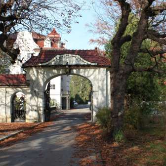 Dufourschloss Einfriedung